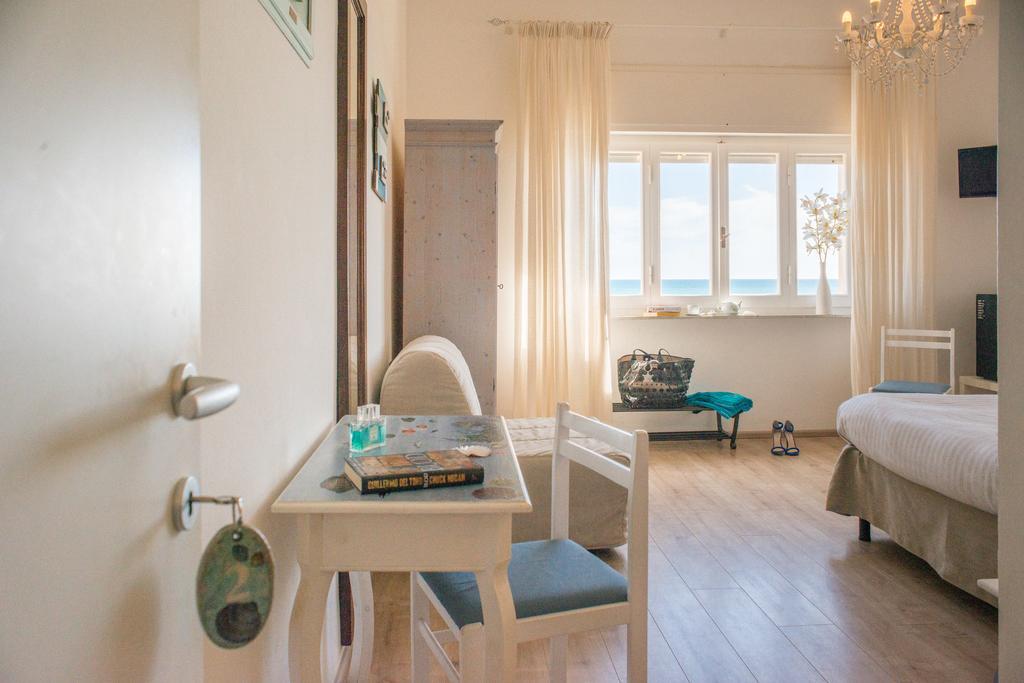 B&B Livia Castiglione della Pescaia Exteriör bild